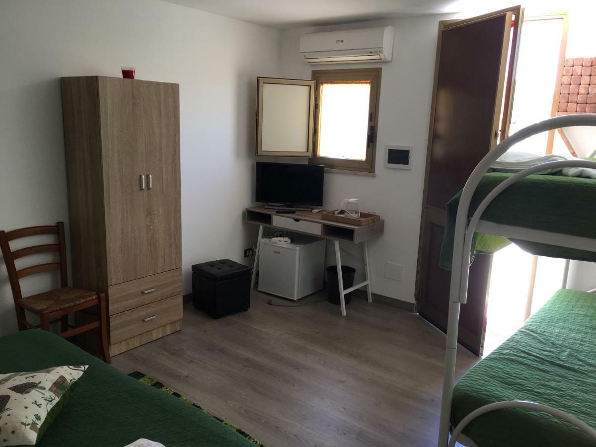 Camere Con Terrazzino Valderice Extérieur photo